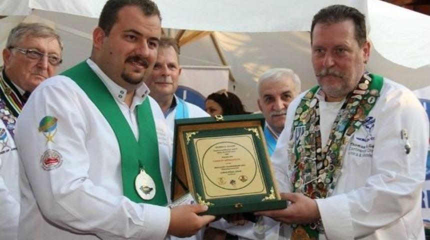 T&uuml;dam, Urla Bağ Bozumu Festivali&rsquo;ne Damga Vurdu