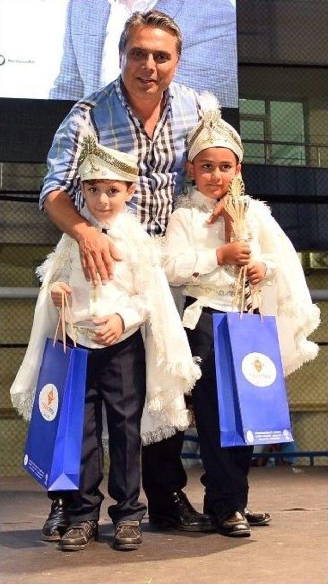 Muratpaşa Belediyesi 262 &Ccedil;ocuğu S&uuml;nnet Ettirdi 3