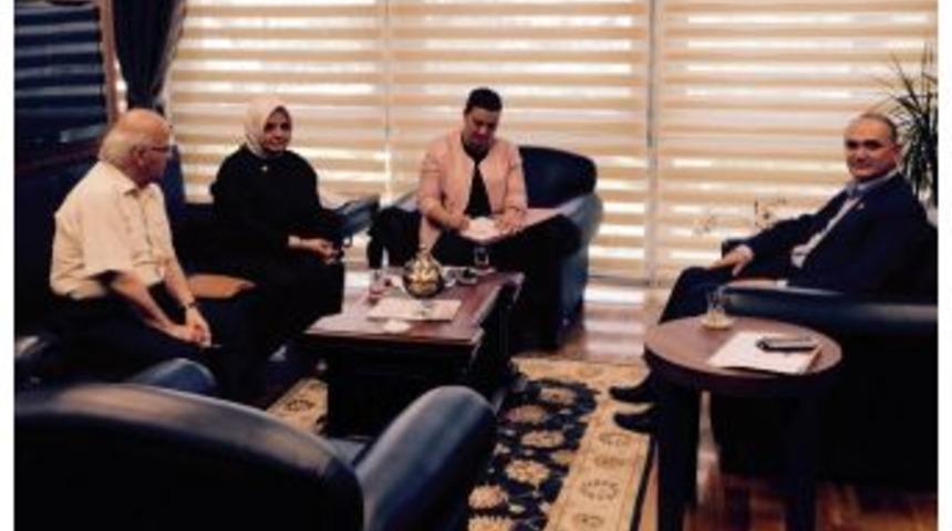 Milletvekilleri Ankara&rsquo;da &Ccedil;almadık Kapı Bırakmıyor