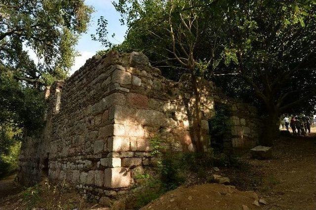 Karakoca&rsquo;daki 150 Yıllık Rum Kilisesi Restore Edilecek 3