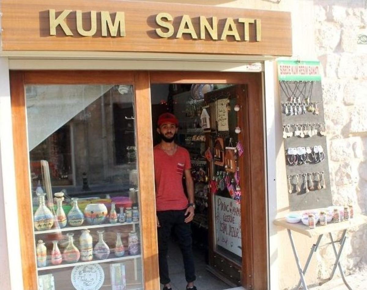 İhlas Ve Fatiha&rsquo;yı Pirin&ccedil; Tanesine Yazıyor