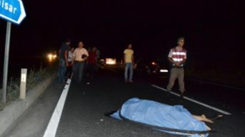 Kırkağa&ccedil;&rsquo;ta Feci Kaza: 2 &Ouml;l&uuml;