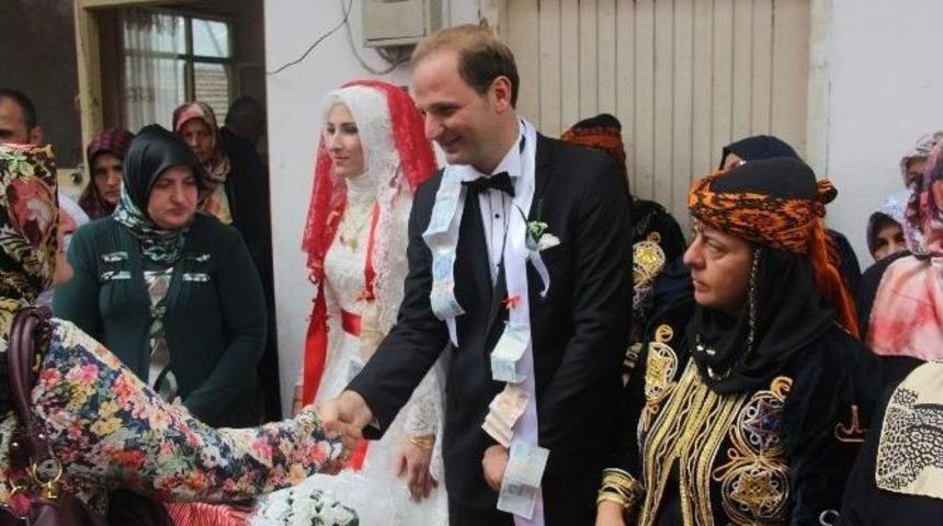 K&ouml;y D&uuml;ğ&uuml;nleri Yeniden Canlanıyor