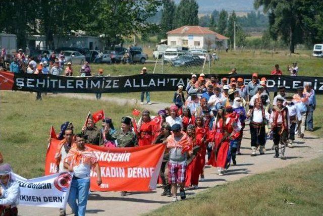 Yörük Şenliği'nde Teröre Protesto