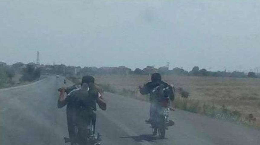 Motosiklette &Ouml;l&uuml;m Akrobasisi