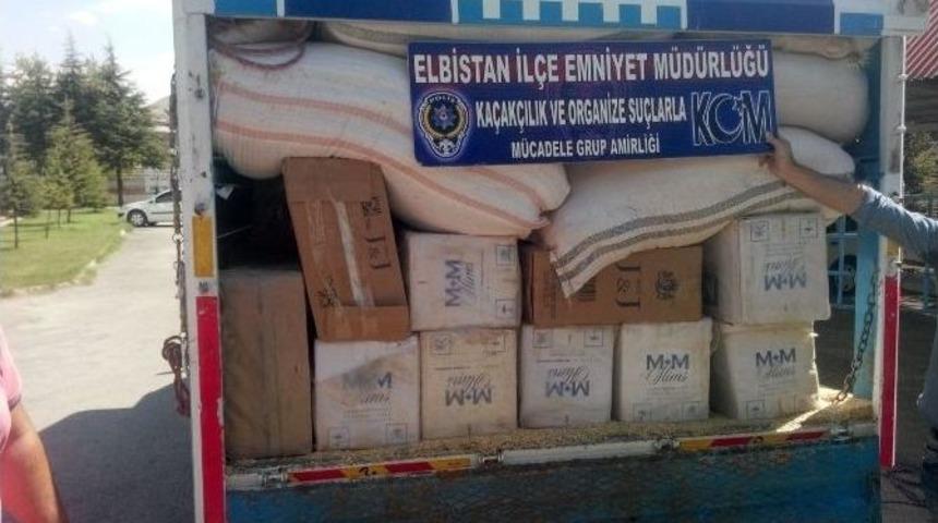Saman Y&uuml;kl&uuml; Kamyonda 70 Bin Paket Ka&ccedil;ak Sigara Ele Ge&ccedil;irildi