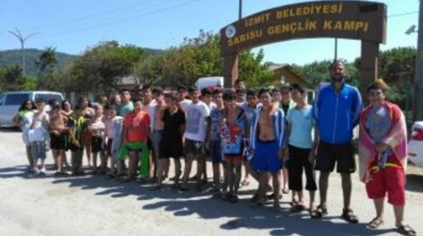 İzmit Belediyesi &Ccedil;ocuklara Bedava Tatil Yaptırıyor