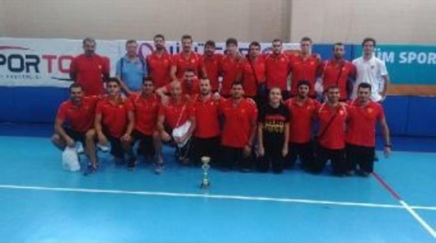 G&ouml;ztepe'nin Hentbolde Hedefi Ilk 4