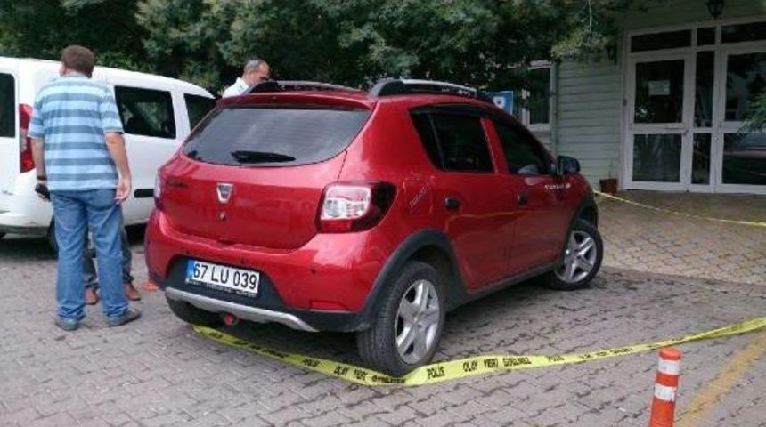 Tedavisi Yapılıp G&ouml;nderildiği Hastanenin Bah&ccedil;esinde &Ouml;l&uuml; Bulundu