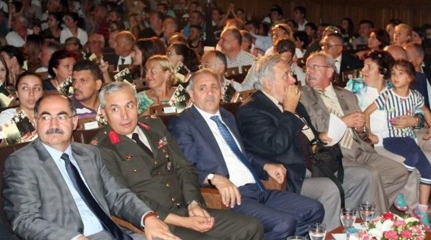 Tekirdağ&rsquo;da Atat&uuml;rk&rsquo;&uuml;n Harf İnkılabını Uygulayışına Dair Tiyatral Sunum Yapıldı