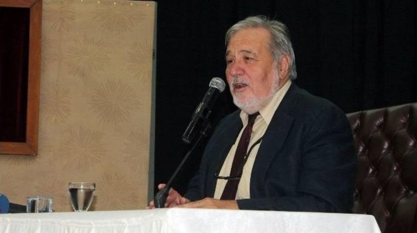 Tarih Profes&ouml;r&uuml; İlber Ortaylı: