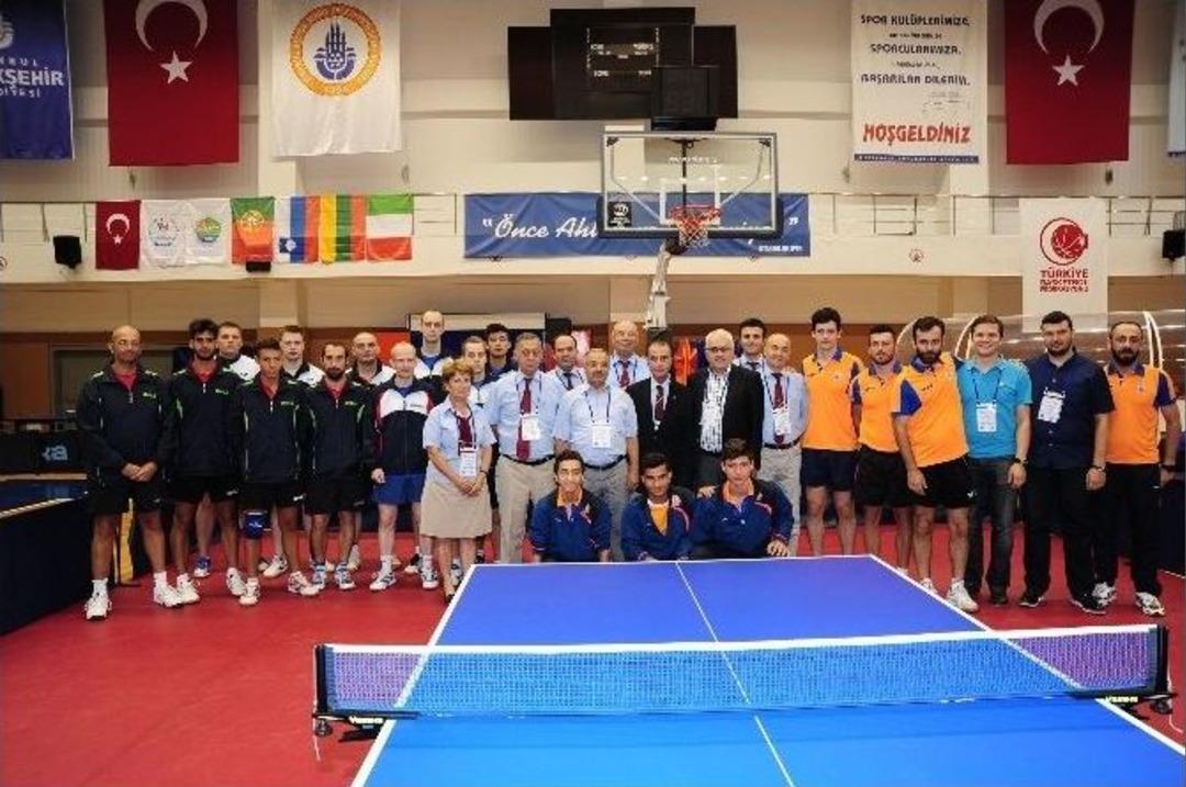 İstanbul B&uuml;y&uuml;kşehir Belediyespor Ettu Cup&rsquo;ta 2. Turda
