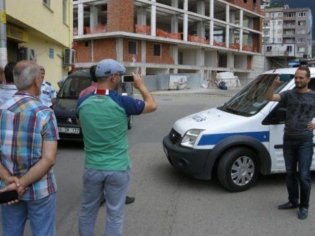 Ş&uuml;pheli Valizi Polis Robotla Patlattı 1