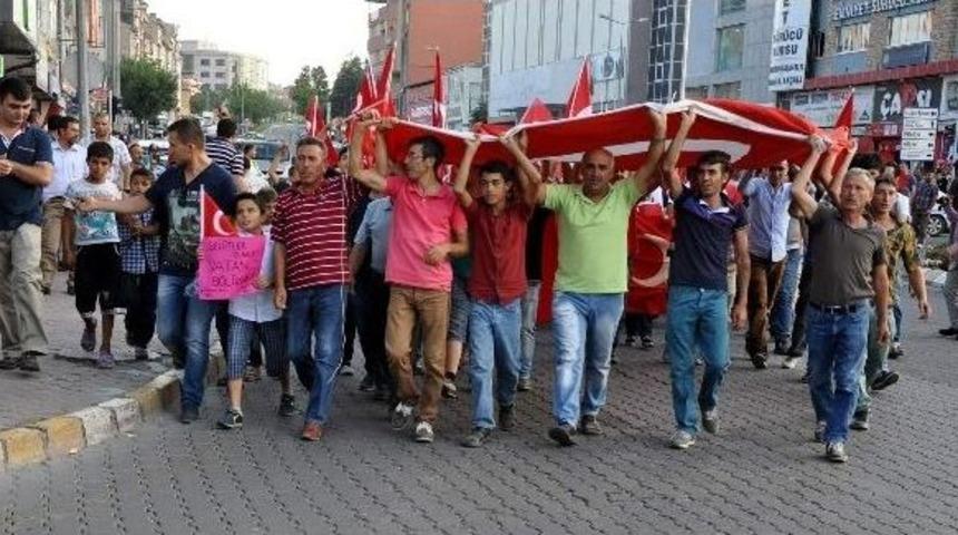 Nevşehir Şehitler İ&ccedil;in Y&uuml;r&uuml;d&uuml;