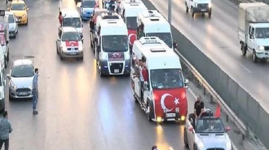 Şehitler I&ccedil;in 100 Ara&ccedil;lık Konvoy Oluşturdular