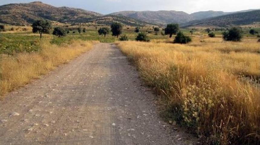 S&uuml;mengen Plateau Craves Attention In Central Anatolia