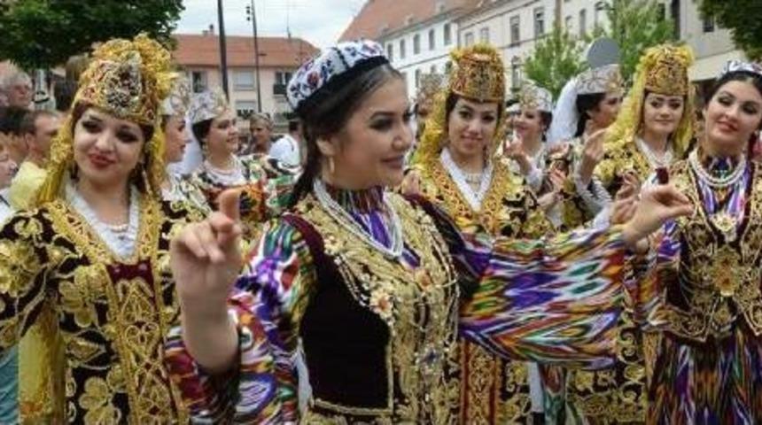 "festival Houblon" Gathers Cultures From Five Continents In France
