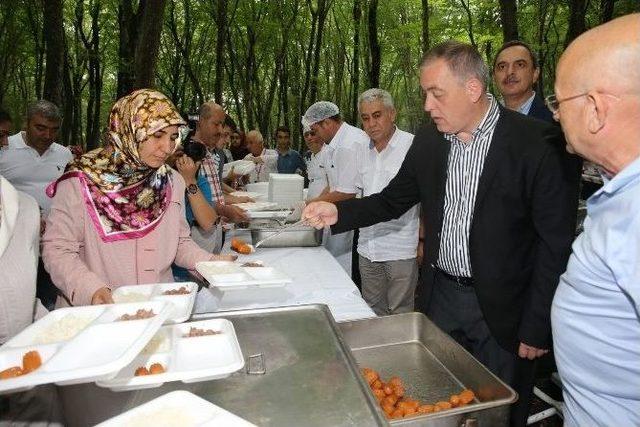 Başkan Aydın, Berberler Odası Pikniğine Katıldı