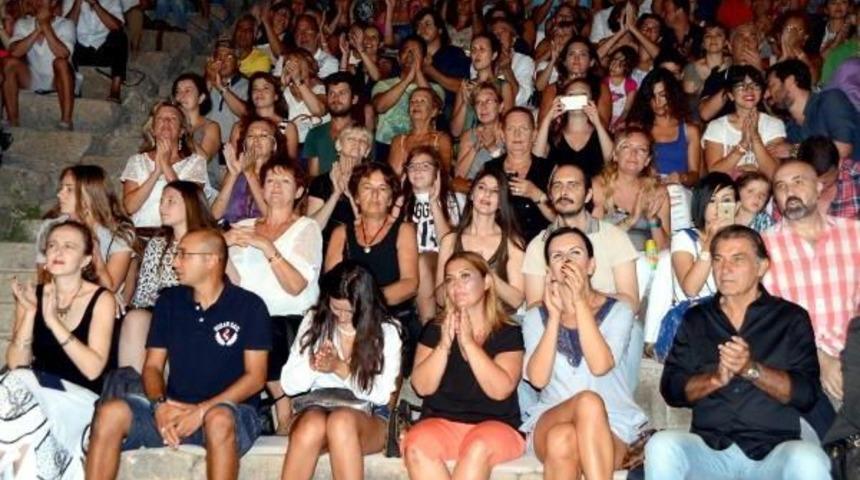 Goran Bregovic, Bodrum'da Balkan R&uuml;zgarı Estirdi