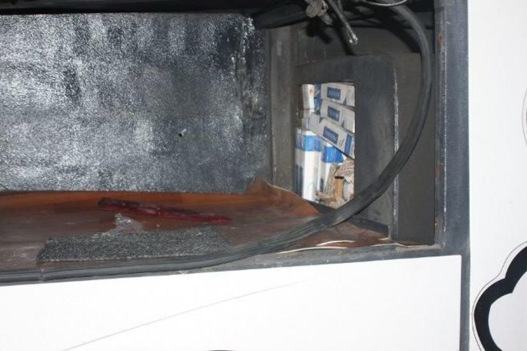 Erzurum&rsquo;da Ka&ccedil;ak Sigara Ve Cep Telefonu Operasyonu