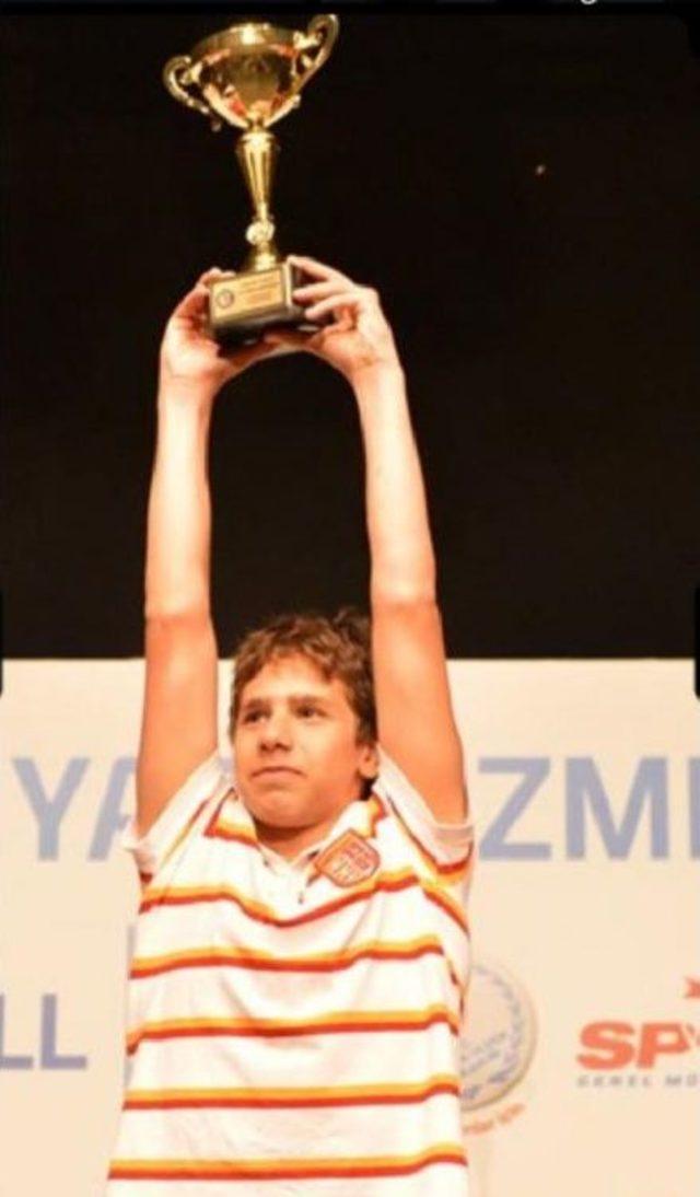 14 Yaşında &Ccedil;eyrek Asırlık T&uuml;rkiye Rekorunu Kırdı 1