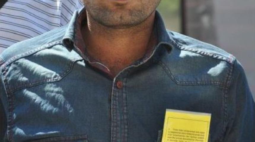 Eskişehir'de &Ccedil;ocukların Kız Tartışması Lin&ccedil; Girişimine D&ouml;nd&uuml;; 3 Yaralı