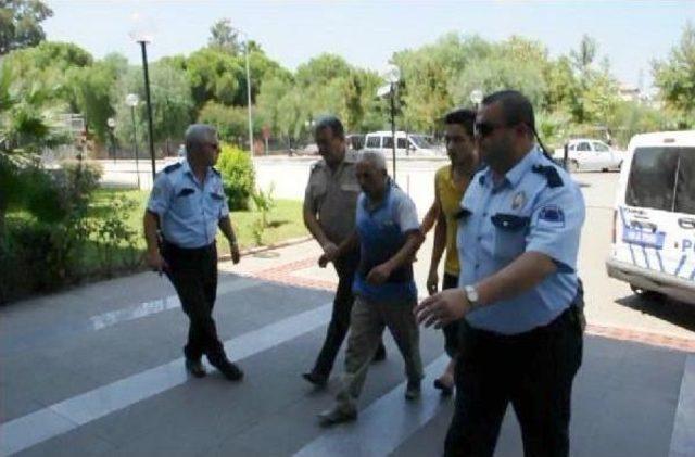 Nazilli'de Iki Komşu Arasında Toz Kavgası: 4 Yaralı (2)