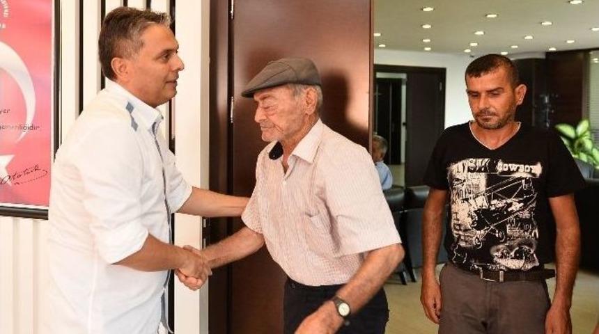 Şehit Dedesinden Başkan Uysal&rsquo;a Ziyaret