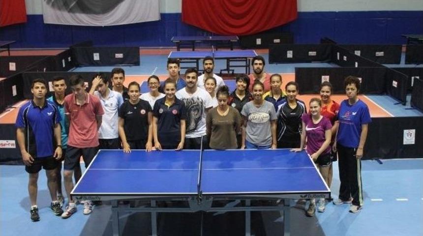 B&uuml;y&uuml;kşehirli Masa Tenis&ccedil;iler Milli Takım Kampında