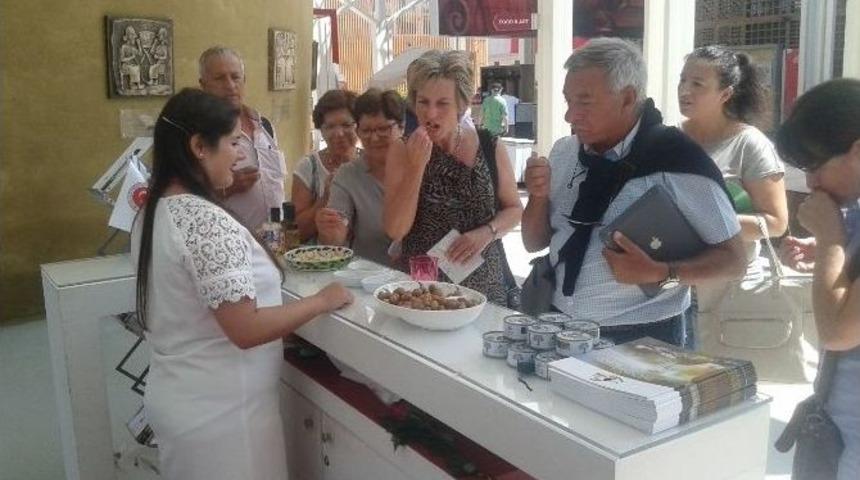 Zeytin Ve Zeytinyağı İtalya&rsquo;da Tanıtıldı