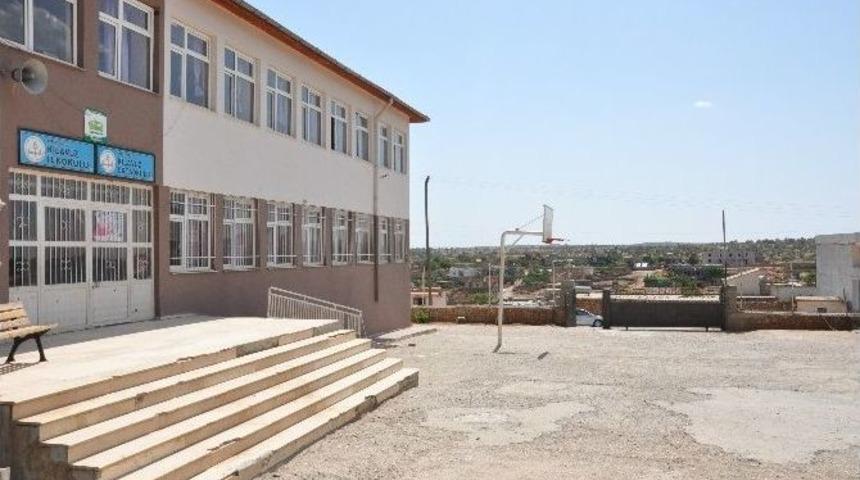 Darge&ccedil;it Belediyesi&rsquo;nden K&ouml;y Okuluna Destek