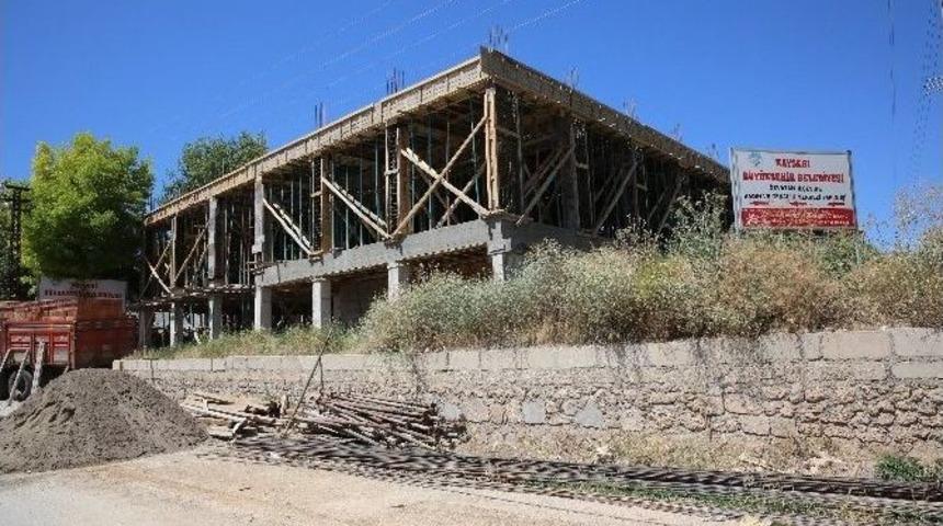 İl&ccedil;eler B&uuml;y&uuml;kşehir İle Kalkınacak