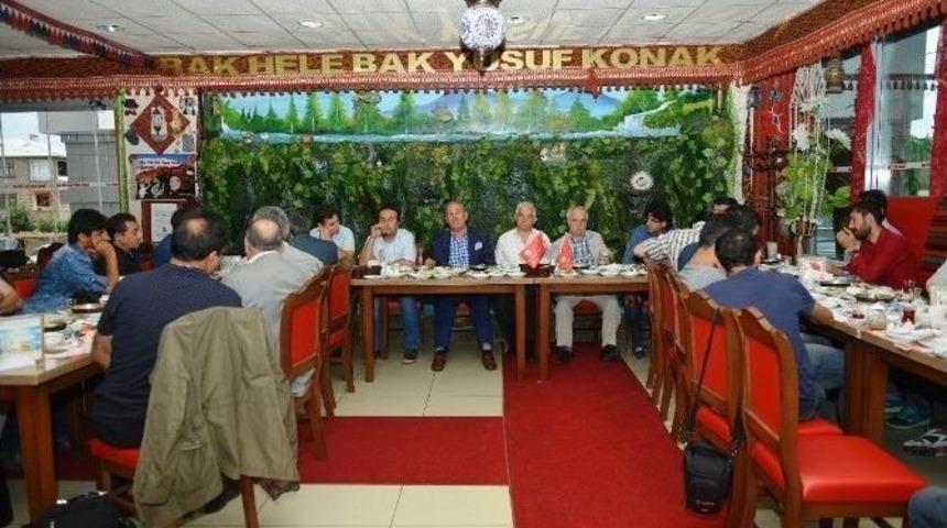 Yusuf Konak Basın Mensuplarıyla Bir Araya Geldi