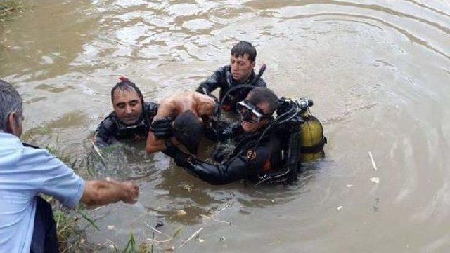 15 Yaşındaki Çocuk Gölette Boğuldu