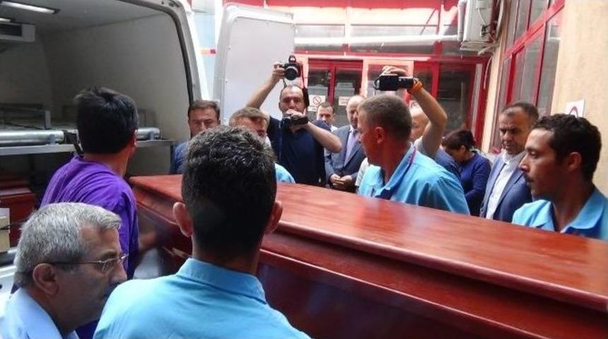 Bartın’da Denizde Boğulan Baba Ve Oğlunun Cenazesi Ankara’ya Gönderildi