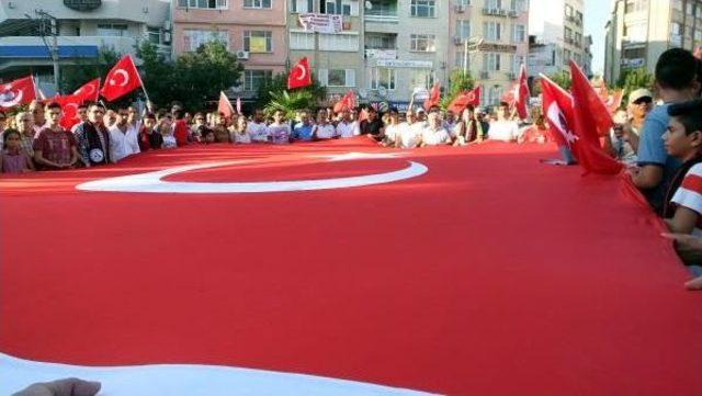 Burhaniye'de Terörü Protesto