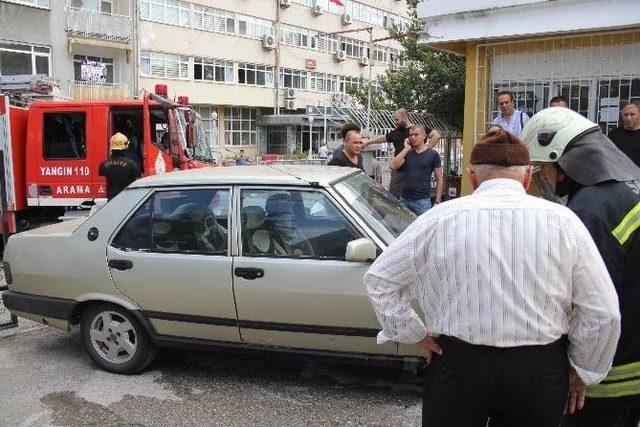 Polisler Yanan Araç İçin Seferler Oldu