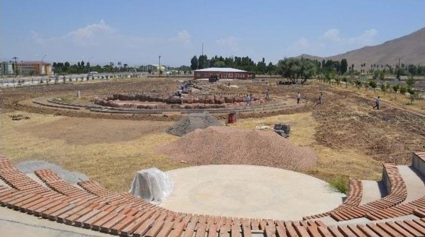 Muş&rsquo;ta Park &Ccedil;alışması Devam Ediyor