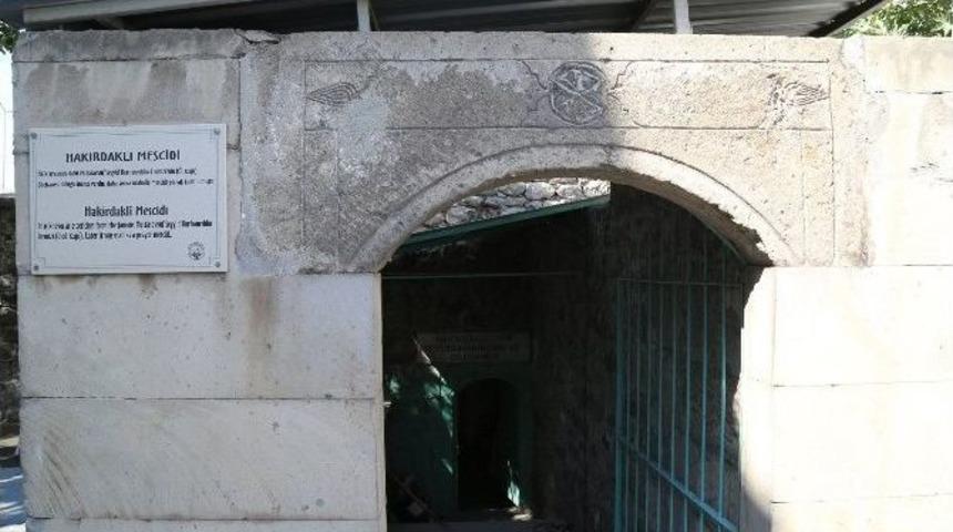 Hakırdaklı Mescidi&rsquo;nde Restorasyon Ve &Ccedil;evre D&uuml;zenleme &Ccedil;alışması