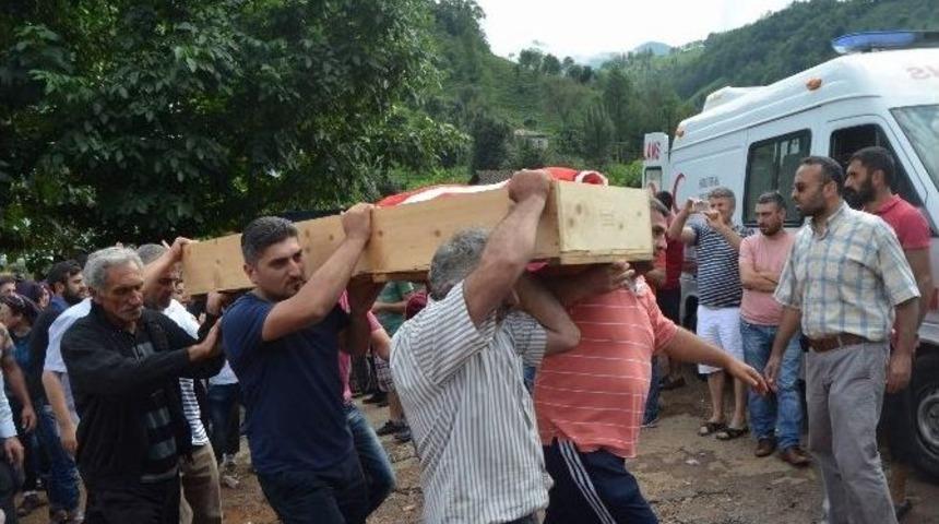 Artvin&rsquo;de Selde Hayatını Kaybedenler Toprağa Veriliyor