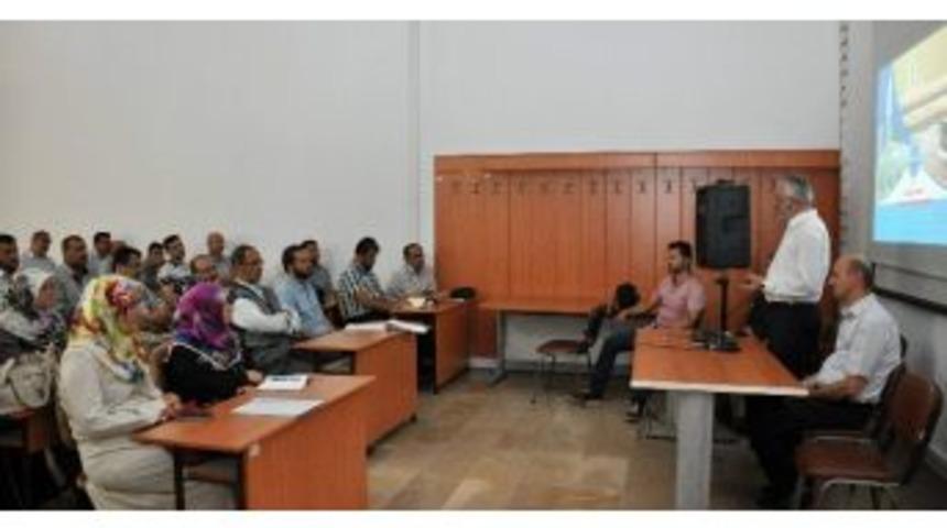 Ne&uuml; Turizm Fak&uuml;ltesi&rsquo;nden Hac G&ouml;revlilerine Seminer