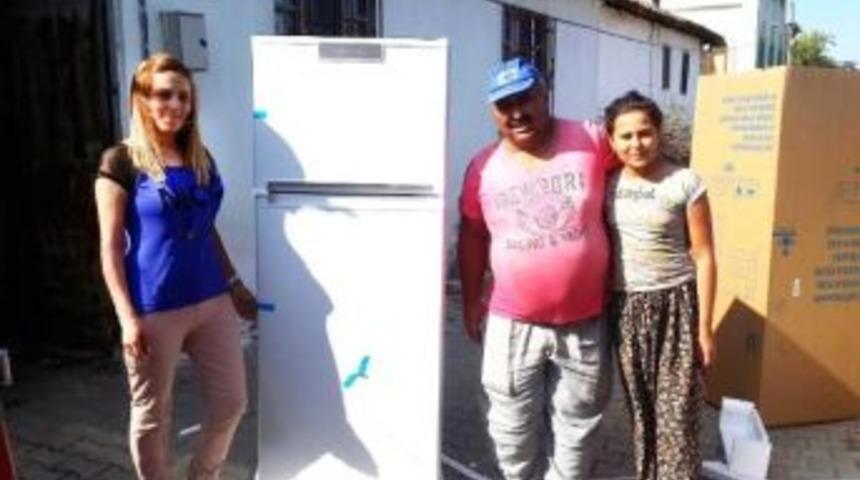 Sosyal Medya İle İhtiya&ccedil; Sahibine Buzdolabı