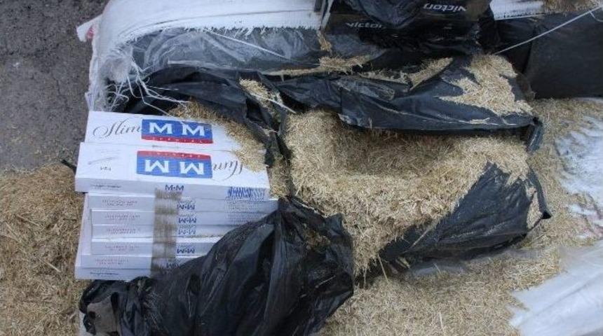 Kargo Aracında G&uuml;mr&uuml;k Ka&ccedil;ağı &Ccedil;ay Ve Ka&ccedil;ak Sigara Ele Ge&ccedil;irildi