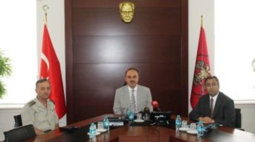 Konya&rsquo;da D&uuml;ğ&uuml;nlerde Havai Fişek Yasağı