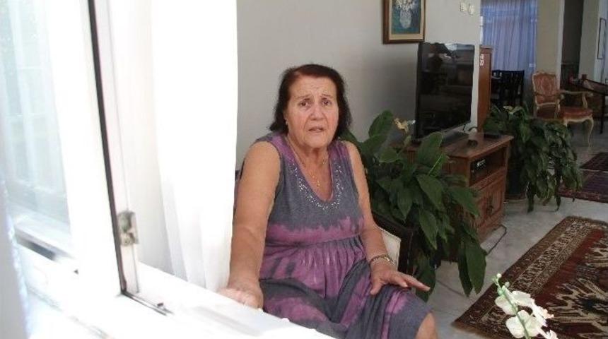 &ldquo;600 Tl Devlet Yardımı Dağıtıyoruz&rdquo; Diyerek Yaşlı Kadının M&uuml;cevherlerini &Ccedil;aldılar