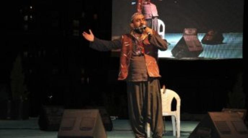 A&ccedil;ık Hava Sahnesi Perdeyi Ahmet Yenilmez İle A&ccedil;ıyor