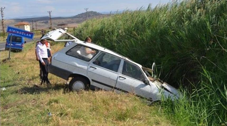 Osmancık&rsquo;ta Otomobil Su Kanalına U&ccedil;tu: 1 &Ouml;l&uuml;, 1 Yaralı
