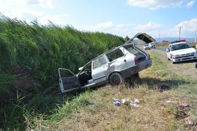 Osmancık’ta Otomobil Su Kanalına Uçtu: 1 Ölü, 1 Yaralı