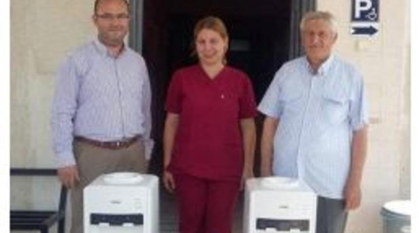 Kula Selendililer Derneği, Devlet Hastanesi&rsquo;ne Sebil Hediye Etti