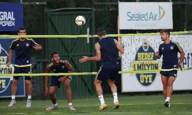 Fenerbahçe, Atromıtos Maçının Hazırlıkları Sürdürdü 2